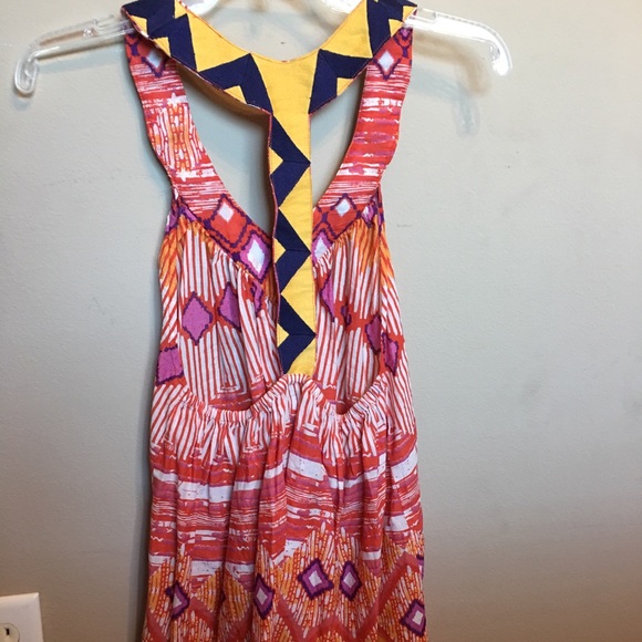 Like New VS MODA top - Picture 2 of 4